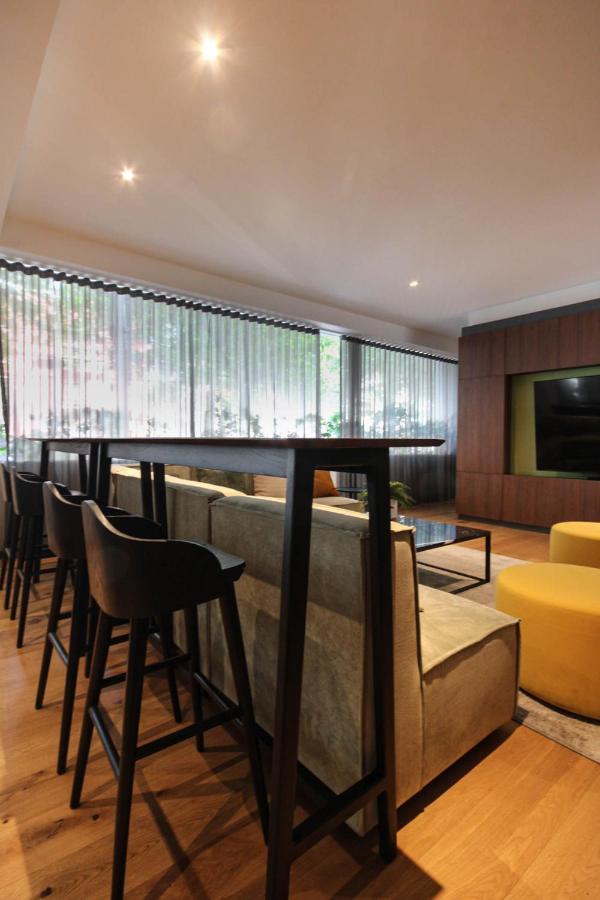 Apartamento The Taman Loft Chic 2br 2ba In A Condea