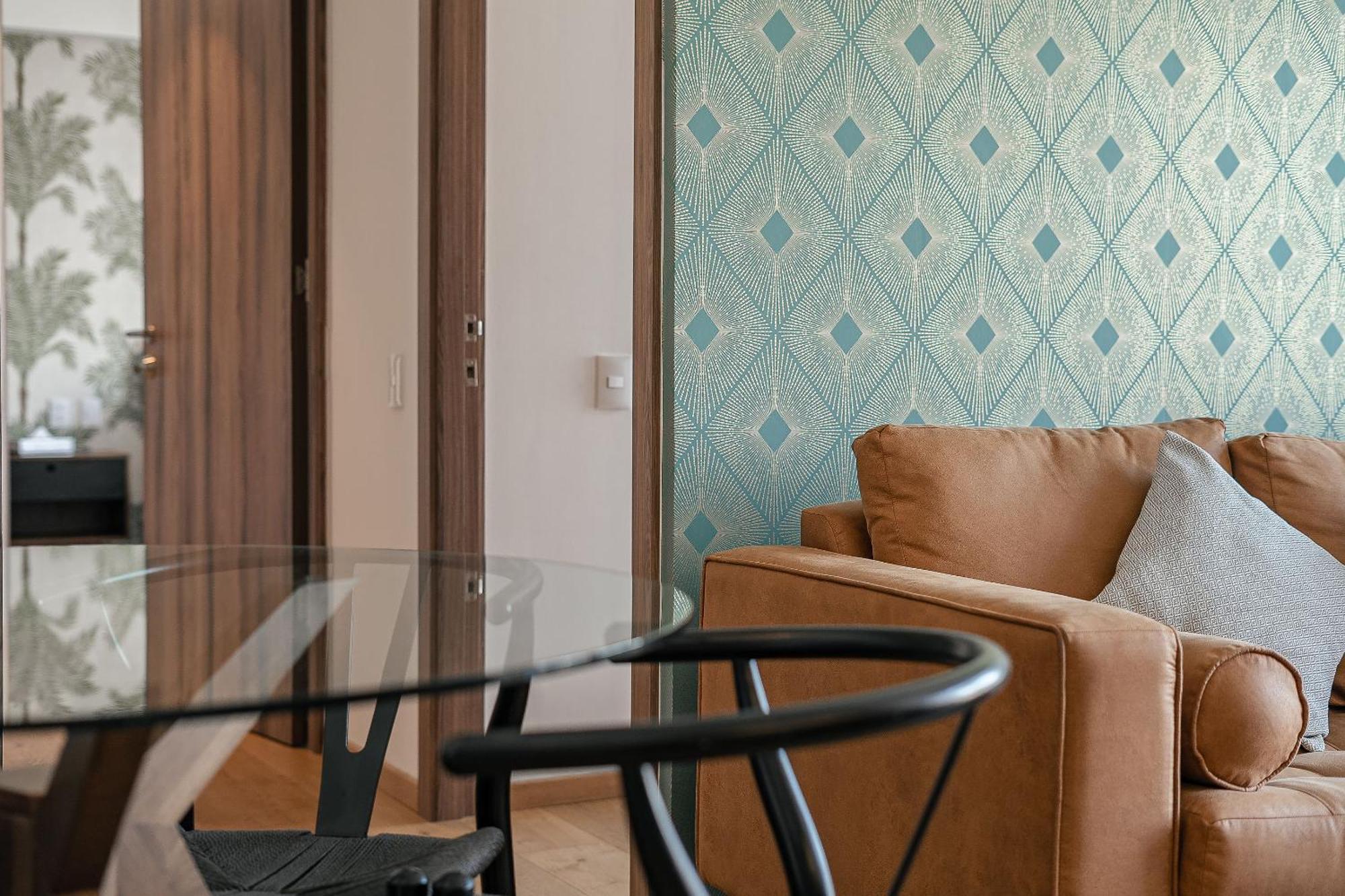 The Taman Loft Chic 2br 2ba In A Condea